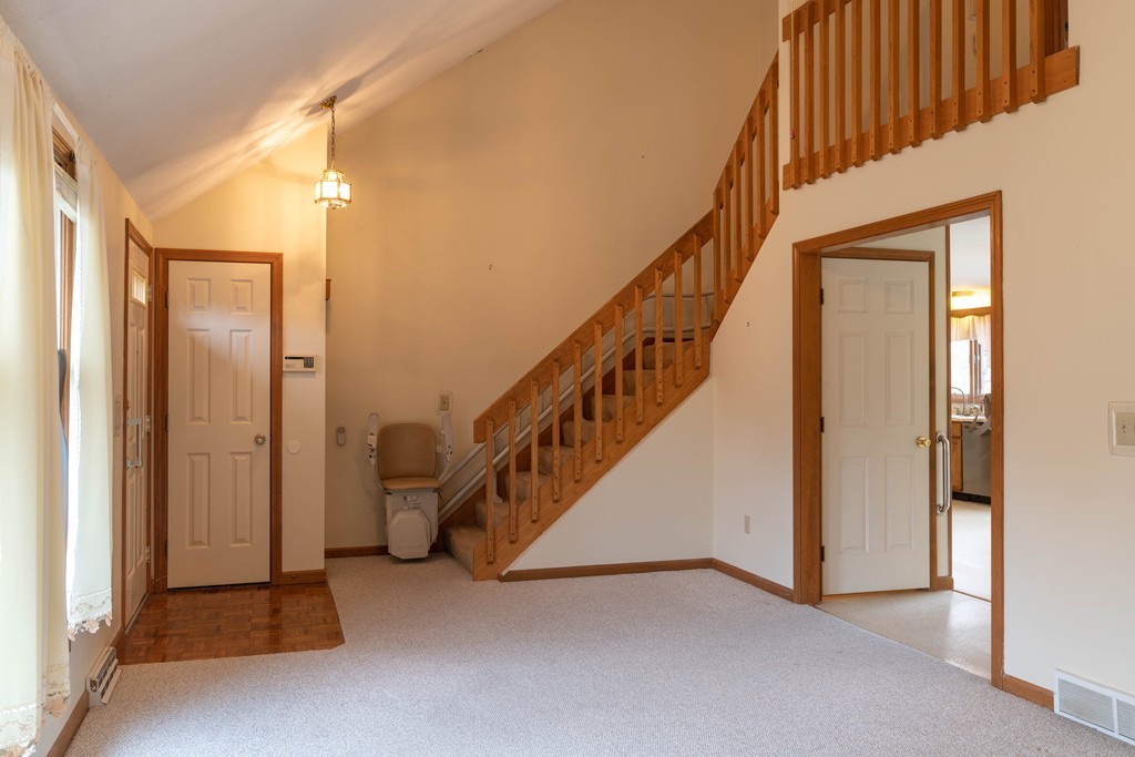 40 Ware Road, Unit 2 Belchertown, MA 01007 - Photo 16 of 27 Gallery Image 16