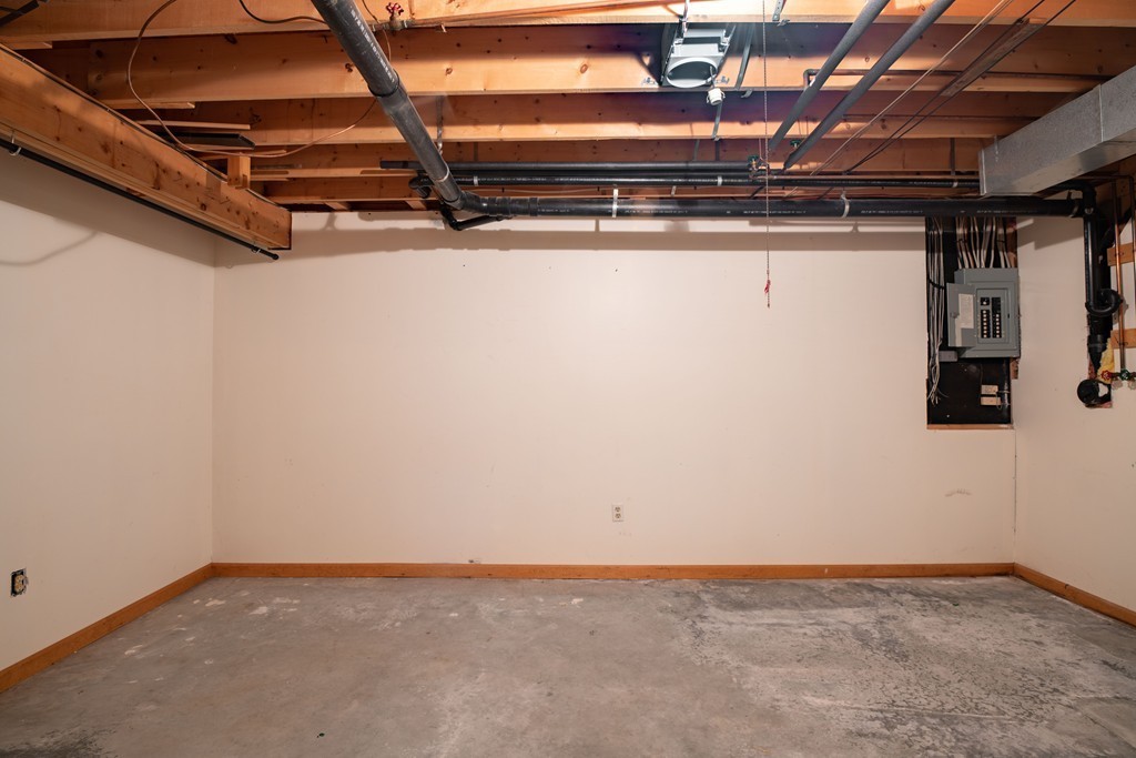 40 Ware Road, Unit 2 Belchertown, MA 01007 - Photo 24 of 27 Gallery Image 24