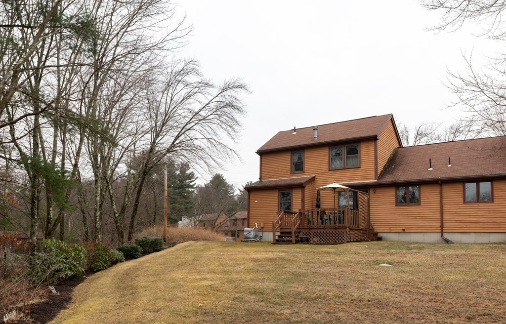 40 Ware Road, Unit 2 Belchertown, MA 01007 - Photo 3 of 27 Gallery Image 3