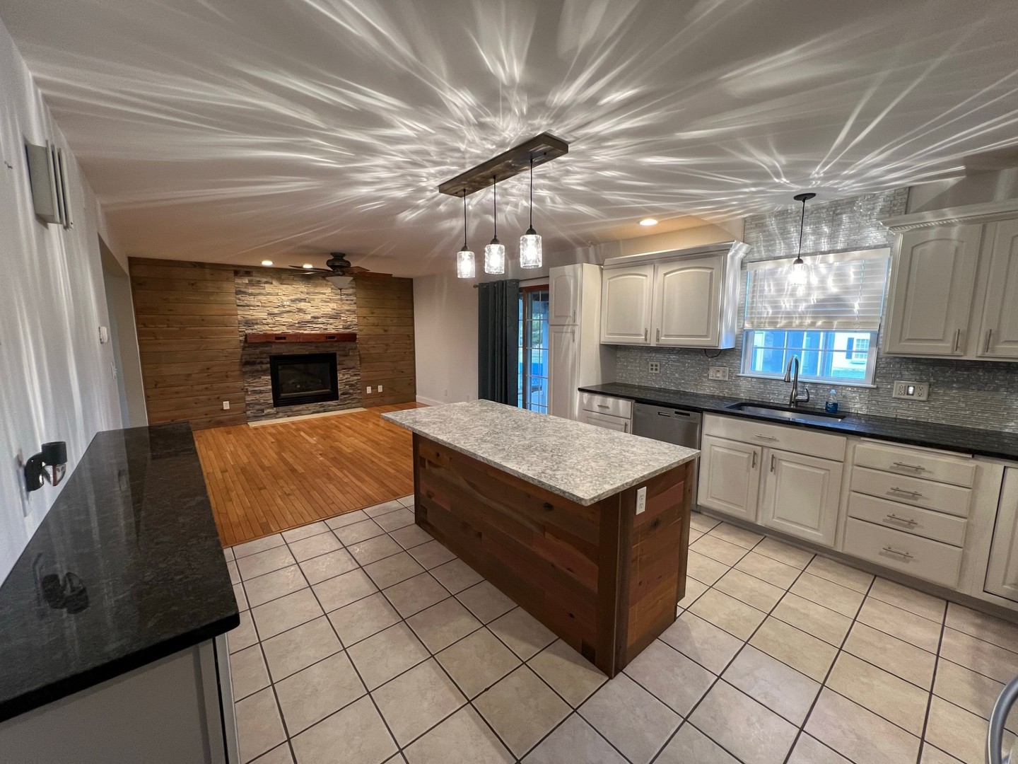 2912 James Road LaSalle, IL 61301 - Photo 8 of 38 Gallery Image 8