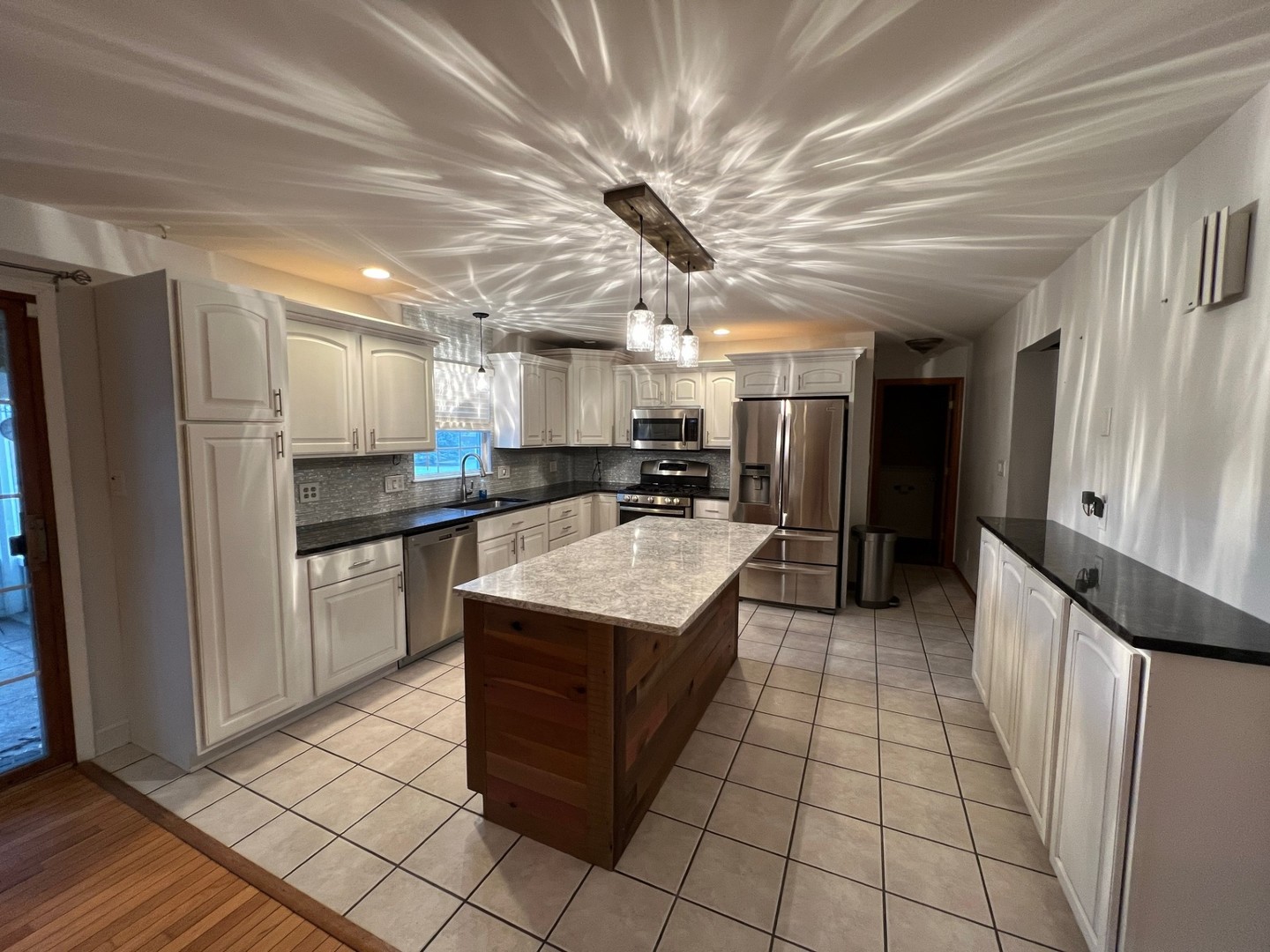 2912 James Road LaSalle, IL 61301 - Photo 9 of 38 Gallery Image 9