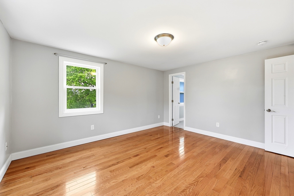 1185 Bay Road Amherst, MA 01002 - Photo 25 of 38