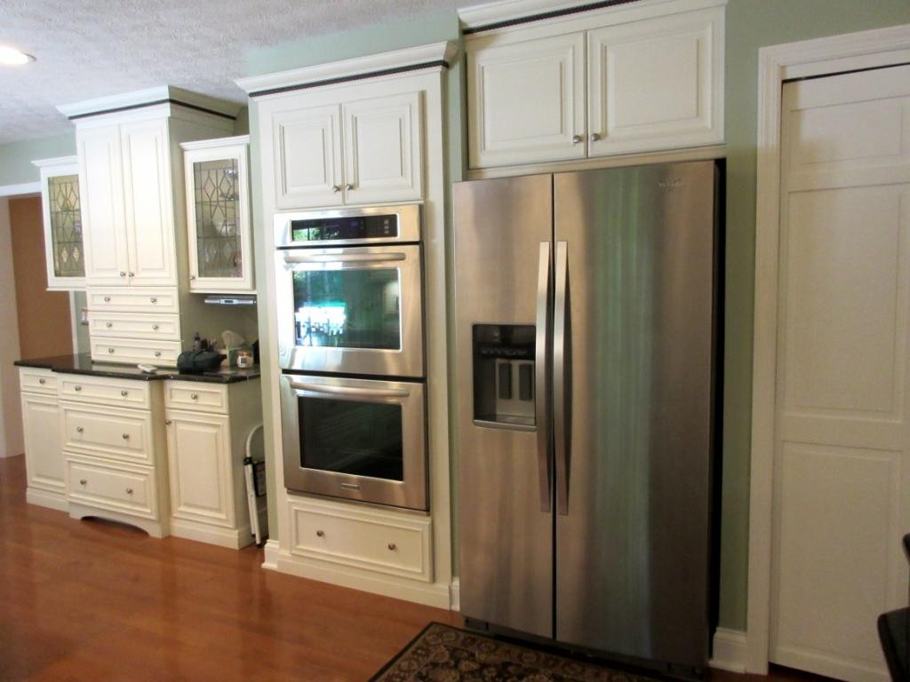 1608 Colonial Ridge Road Johnson City, TN 37604 - Photo 11 of 36 Pantry Closet Double Ovens