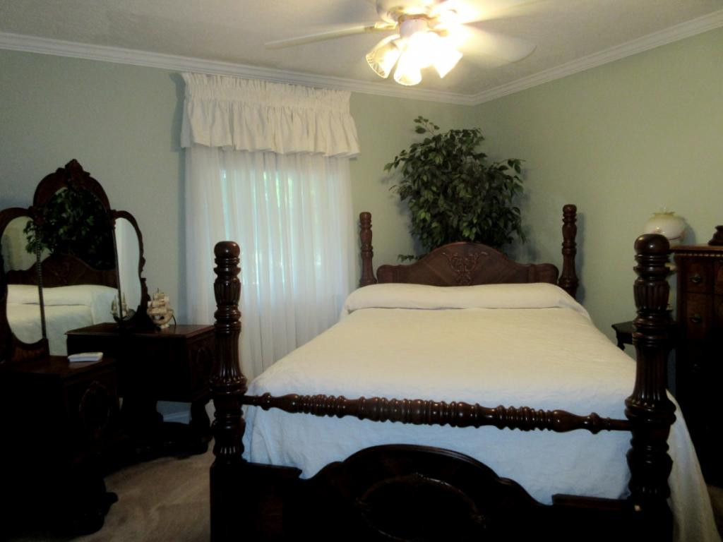 1608 Colonial Ridge Road Johnson City, TN 37604 - Photo 21 of 36 Bedroom 2