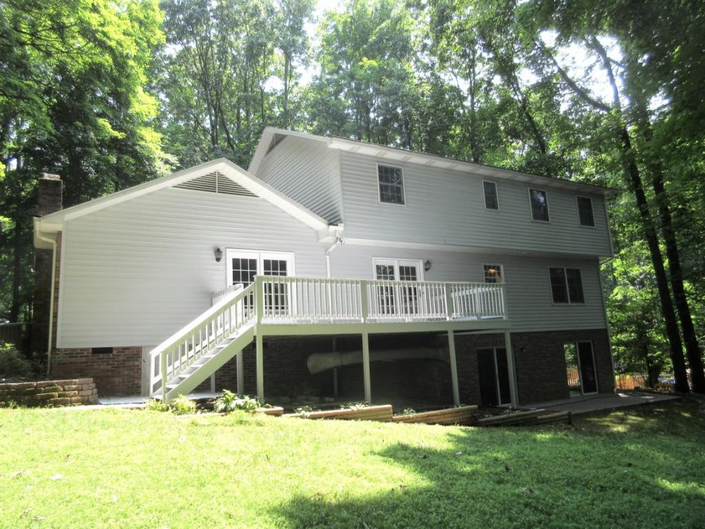 1608 Colonial Ridge Road Johnson City, TN 37604 - Photo 29 of 36 Back of House