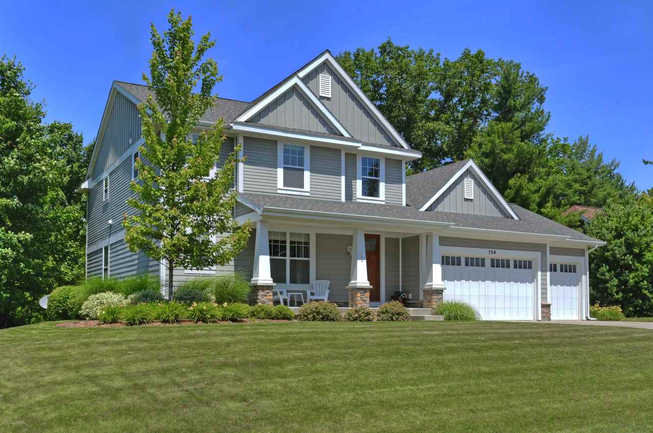 724 Walnut Ridge Traverse City, MI 49686 - Photo 3 of 55 1864638-2.JPG