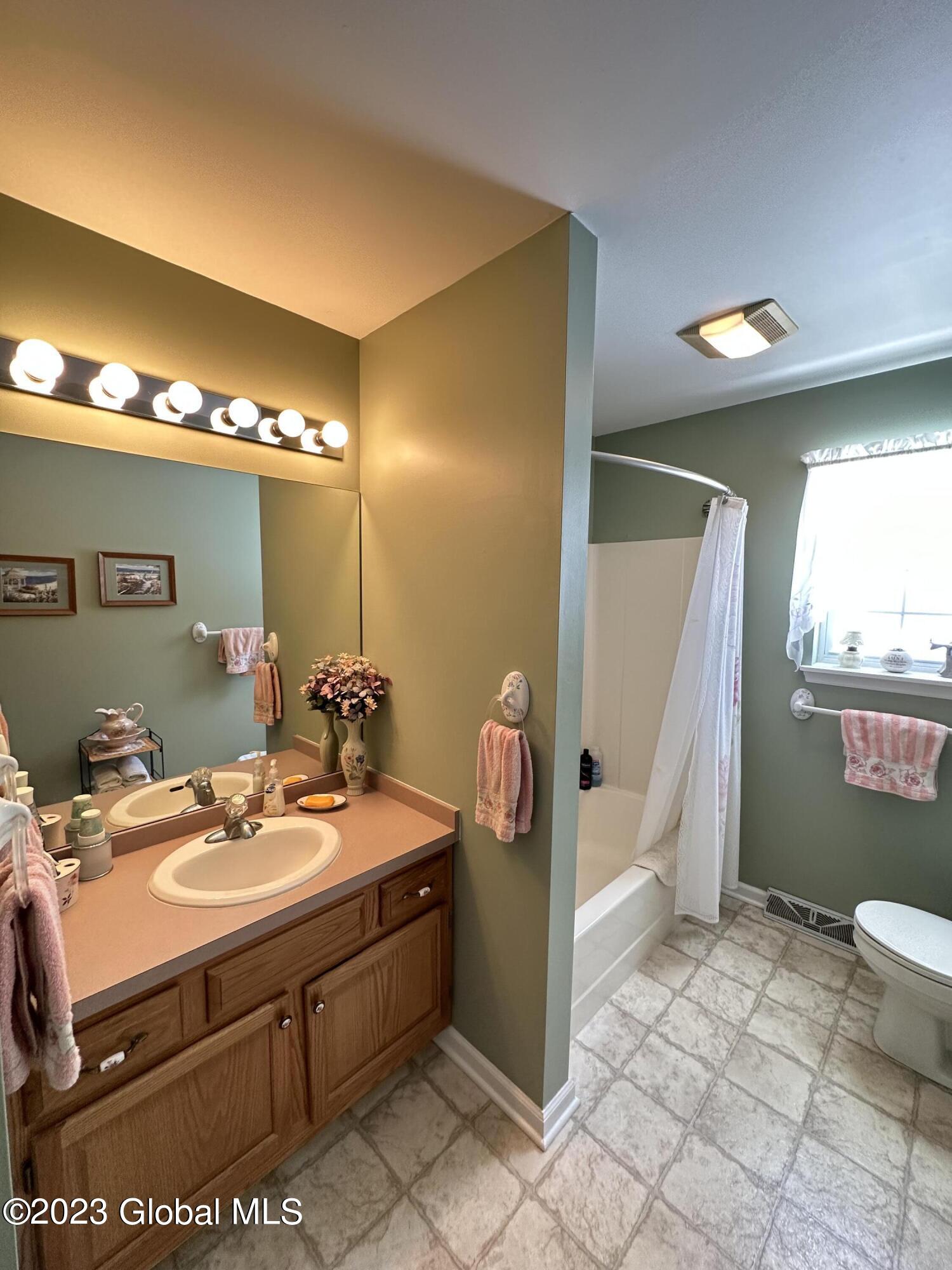 315 Consaul Road Colonie, NY 12309 - Photo 16 of 43 IMG_6725
