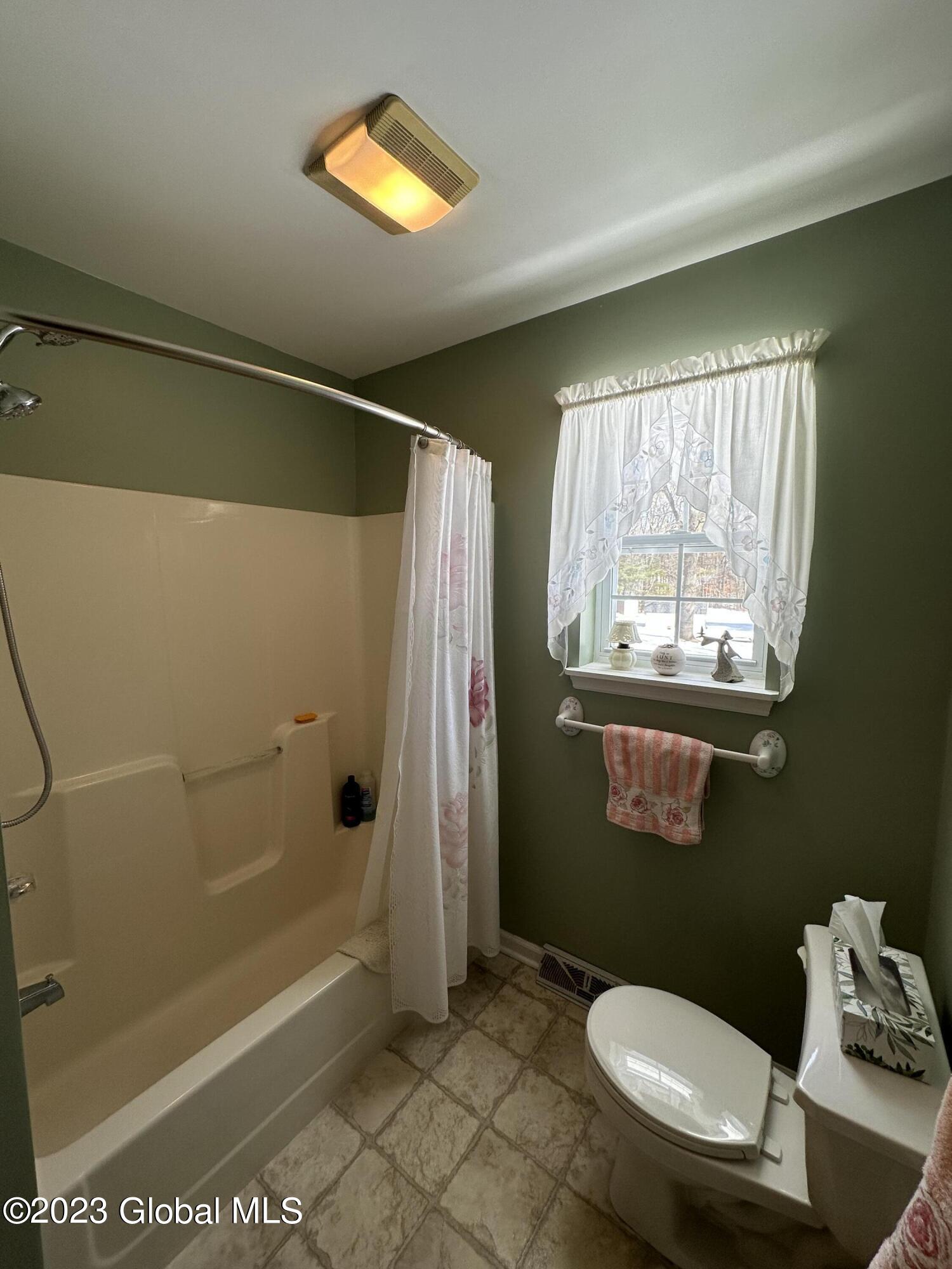 315 Consaul Road Colonie, NY 12309 - Photo 17 of 43 IMG_6727
