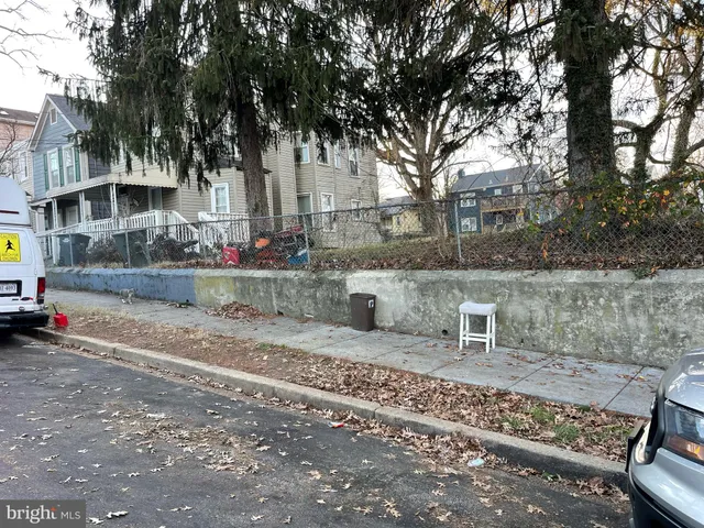 $100,000 | 318 57th Street Northeast, Washington, DC 20019