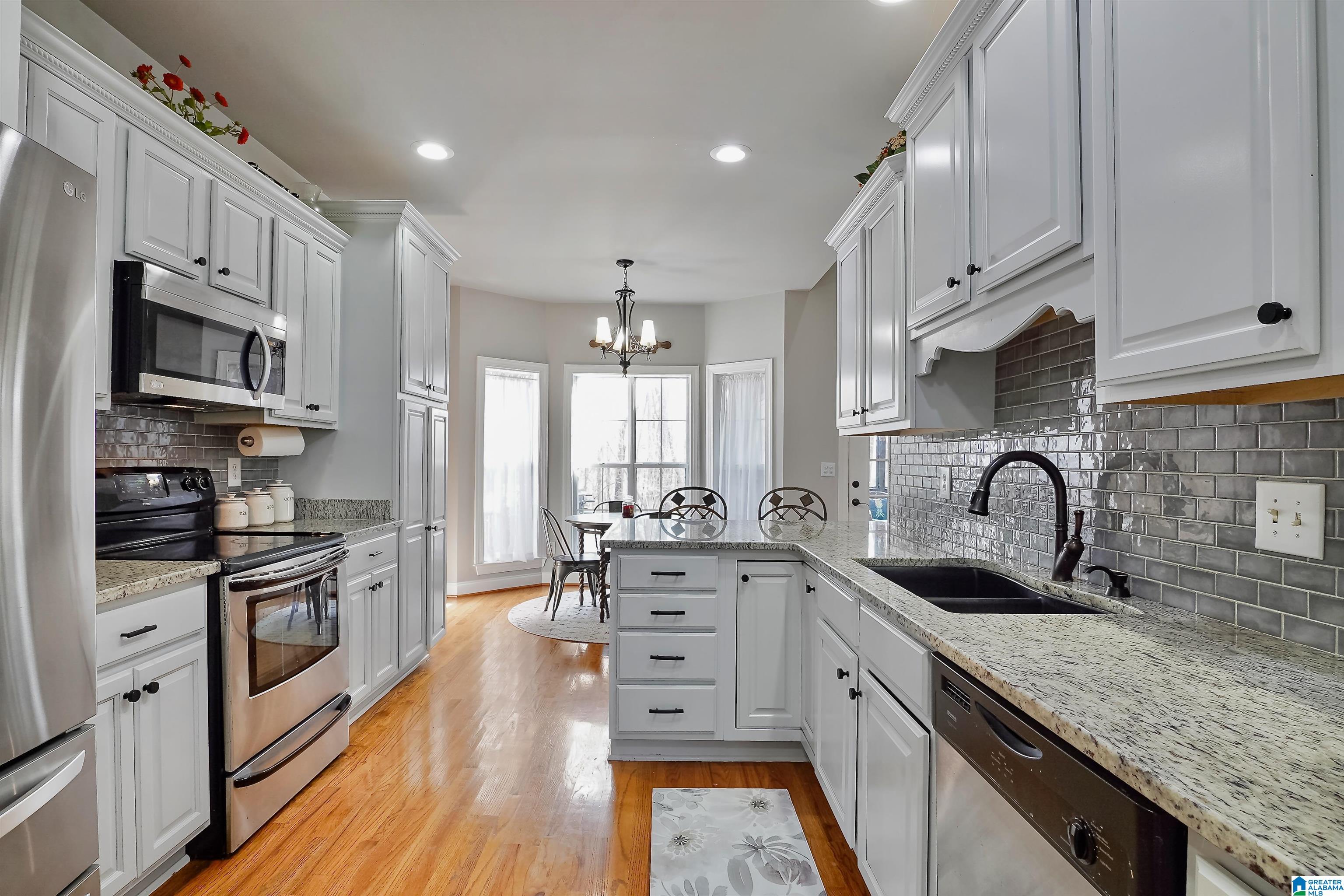 4088 Falliston Drive Helena, AL 35080 - Photo 4 of 57