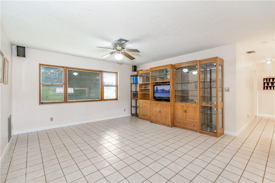 17530 Southwest 68th Court Southwest Ranches, FL 33331 - Photo 38 of 58 Photo 38