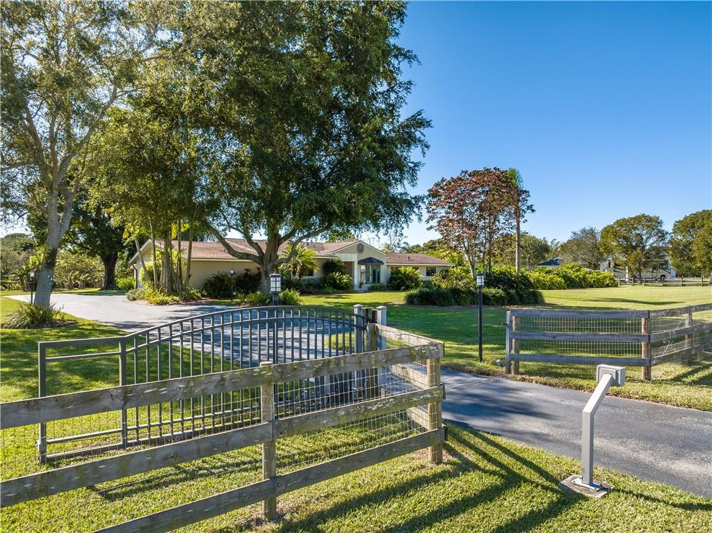 17530 Southwest 68th Court Southwest Ranches, FL 33331 - Photo 9 of 58 Photo 9