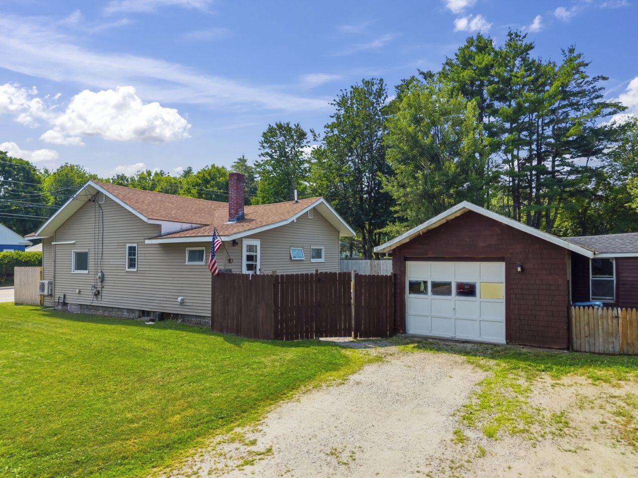 247 Manley Road Auburn, ME 04210 - Photo 3 of 40 247_Manley_Rd_103