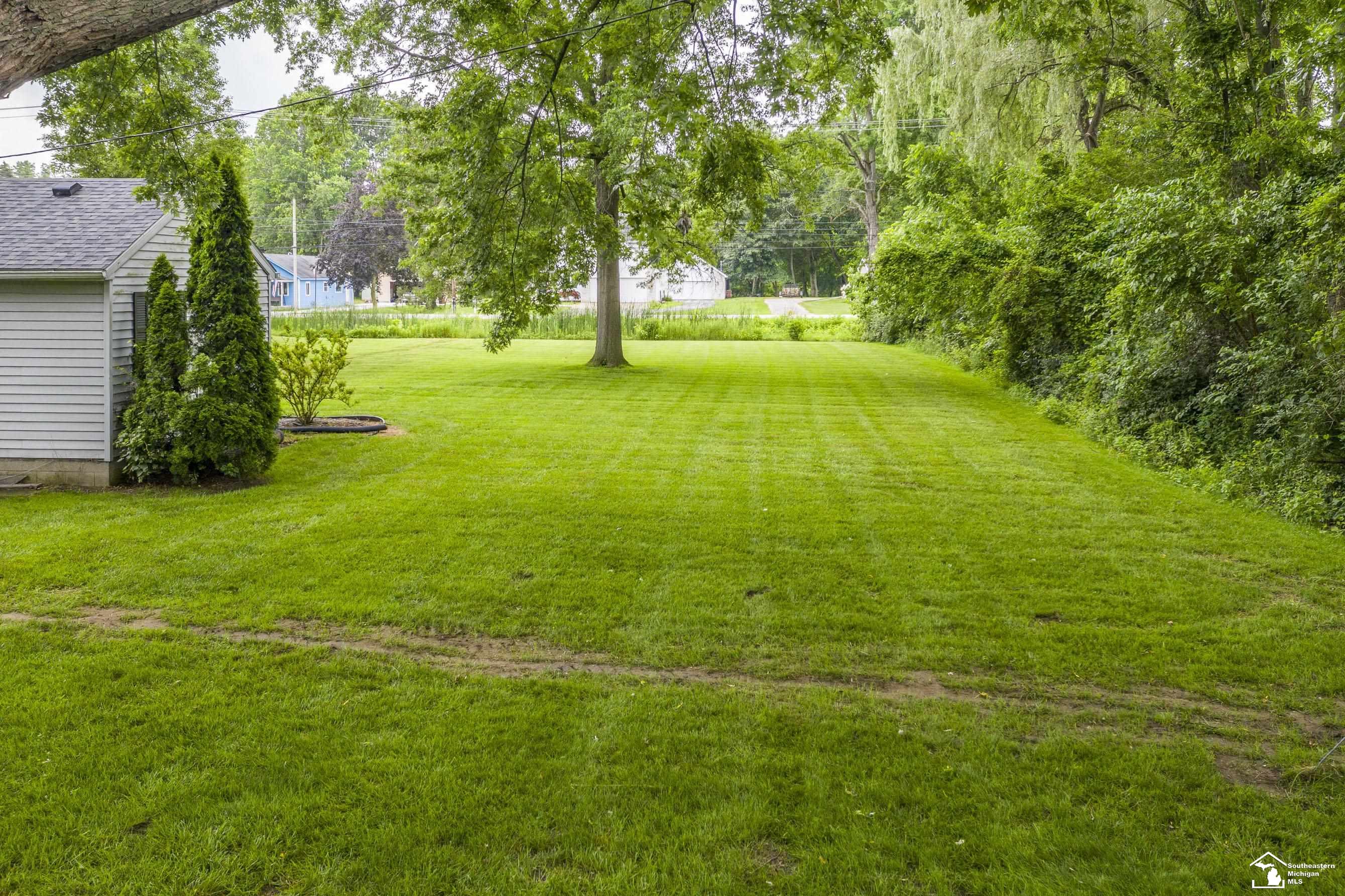 7768 Summerfield Road Lambertville, MI 48144 - Photo 10 of 33