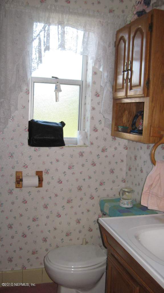 6740 North Morgana Road North Jacksonville, FL 32211 - Photo 10 of 15 Bathroom