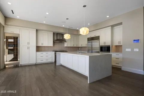 $3,099,500 | 5541 East Stella Lane, Paradise Valley, AZ 85253