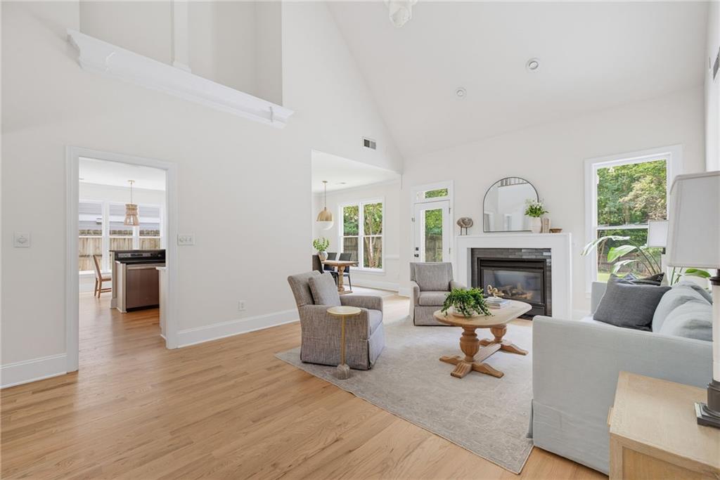 1656 Frazier Road Decatur, GA 30033 - Photo 4 of 23