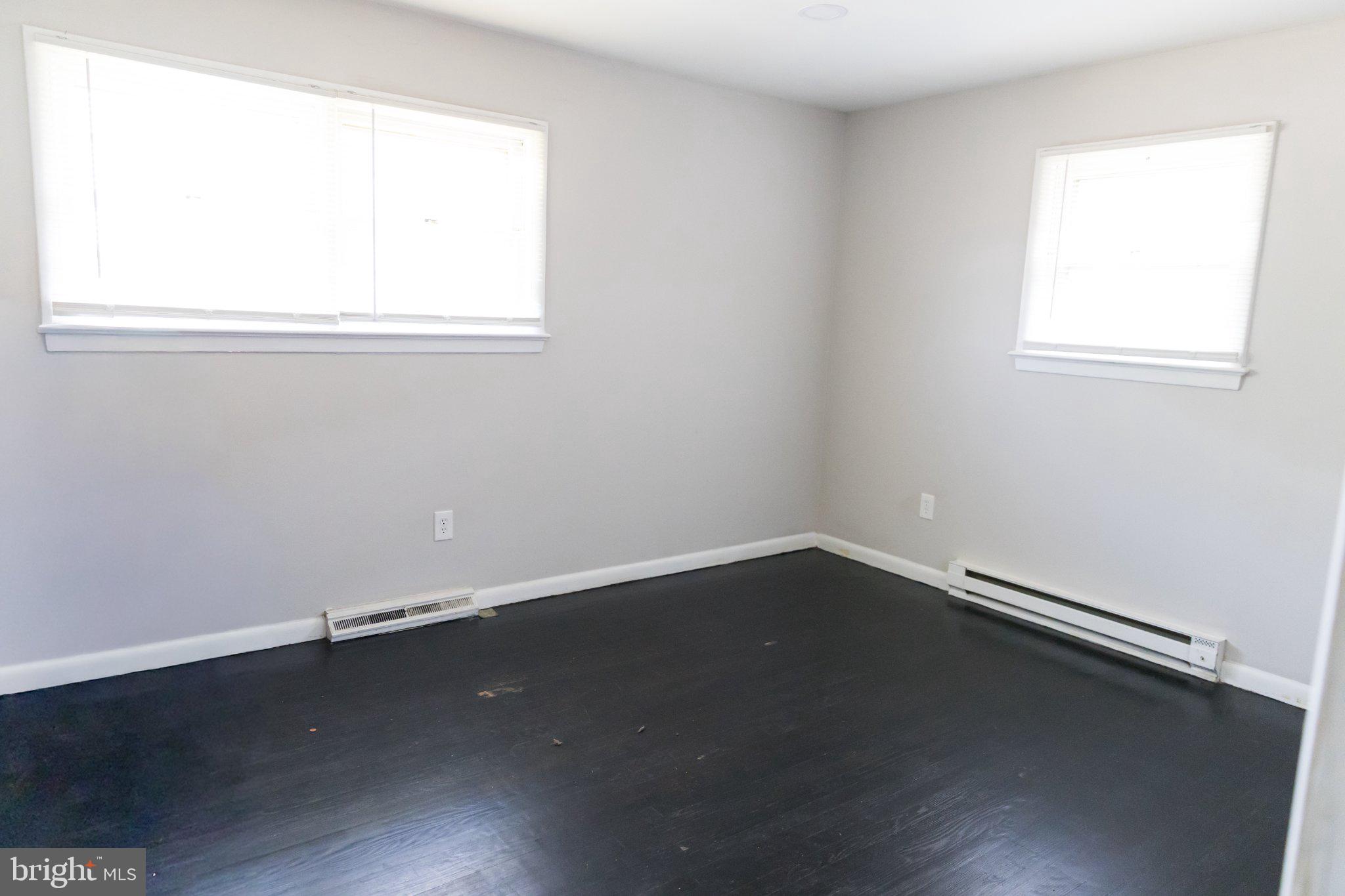 16827 Hampton Road Williamsport, MD 21795 - Photo 16 of 42 Bright and airy blank canvas space.