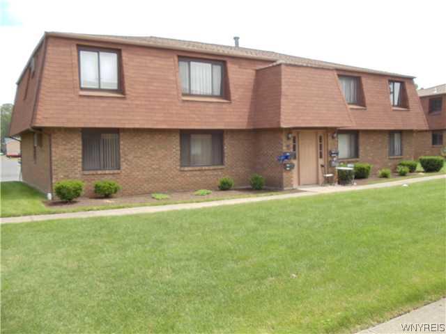 3900 Ridge Lea Road Amherst, NY 14228 - Photo 1 of 1 Exterior Front