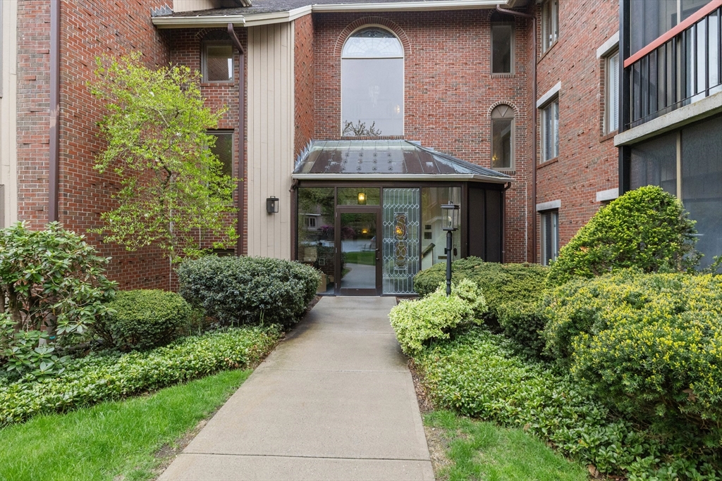 770 Salisbury Street, Unit 346 Worcester, MA 01609 - Photo 2 of 26