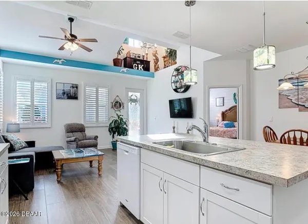 $2,250 | 430 Land Shark Boulevard, Daytona Beach, FL 32124