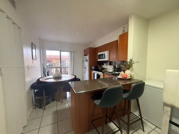 $2,100 | 5300 West 21st Court, Unit 413, Hialeah, FL 33016