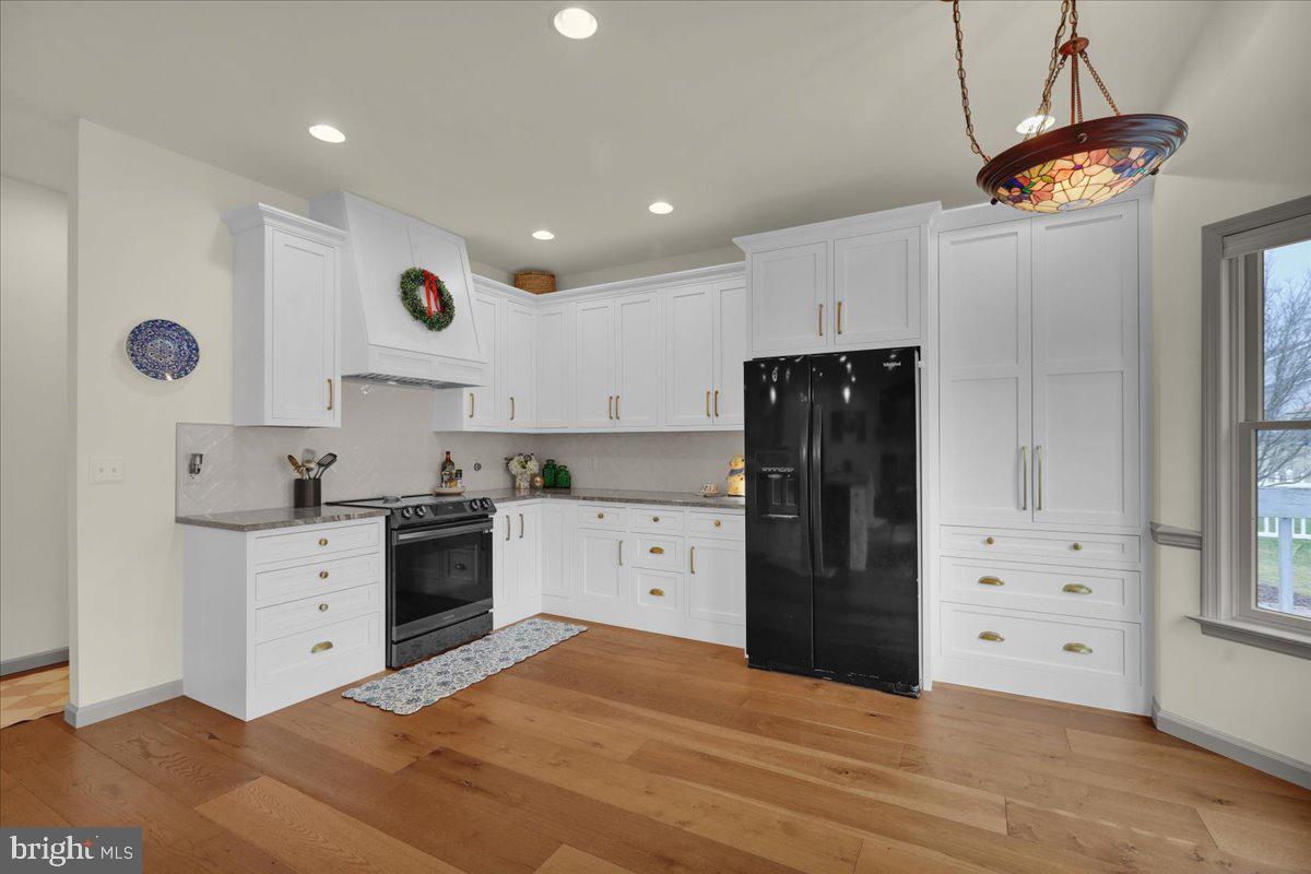 3075 Village Road Orwigsburg, PA 17961 - Photo 5 of 34 Modern kitchen with elegant finishes.