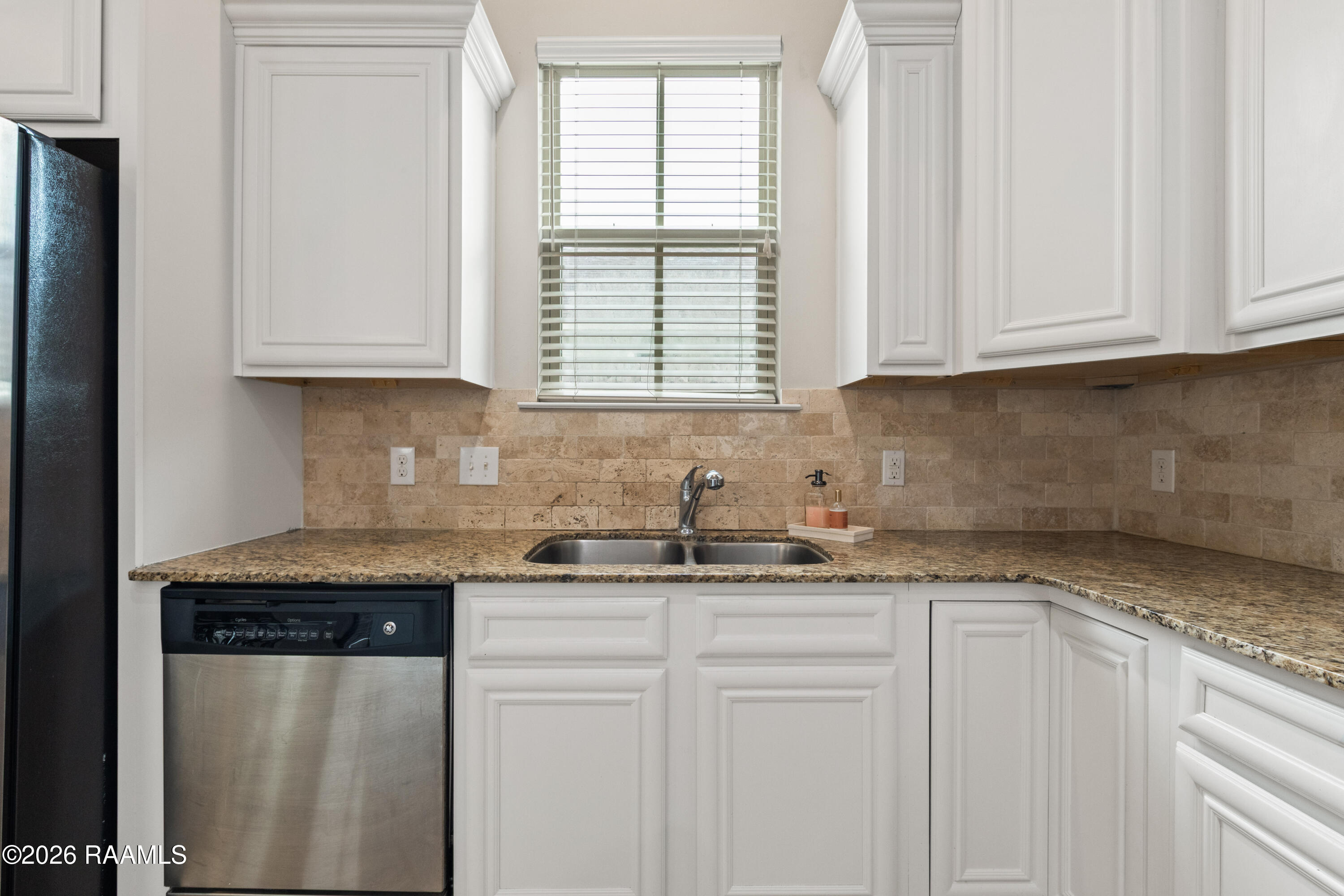 102 Rue Gambetta Lafayette, LA 70507 - Photo 15 of 32 102RueGambetta-38