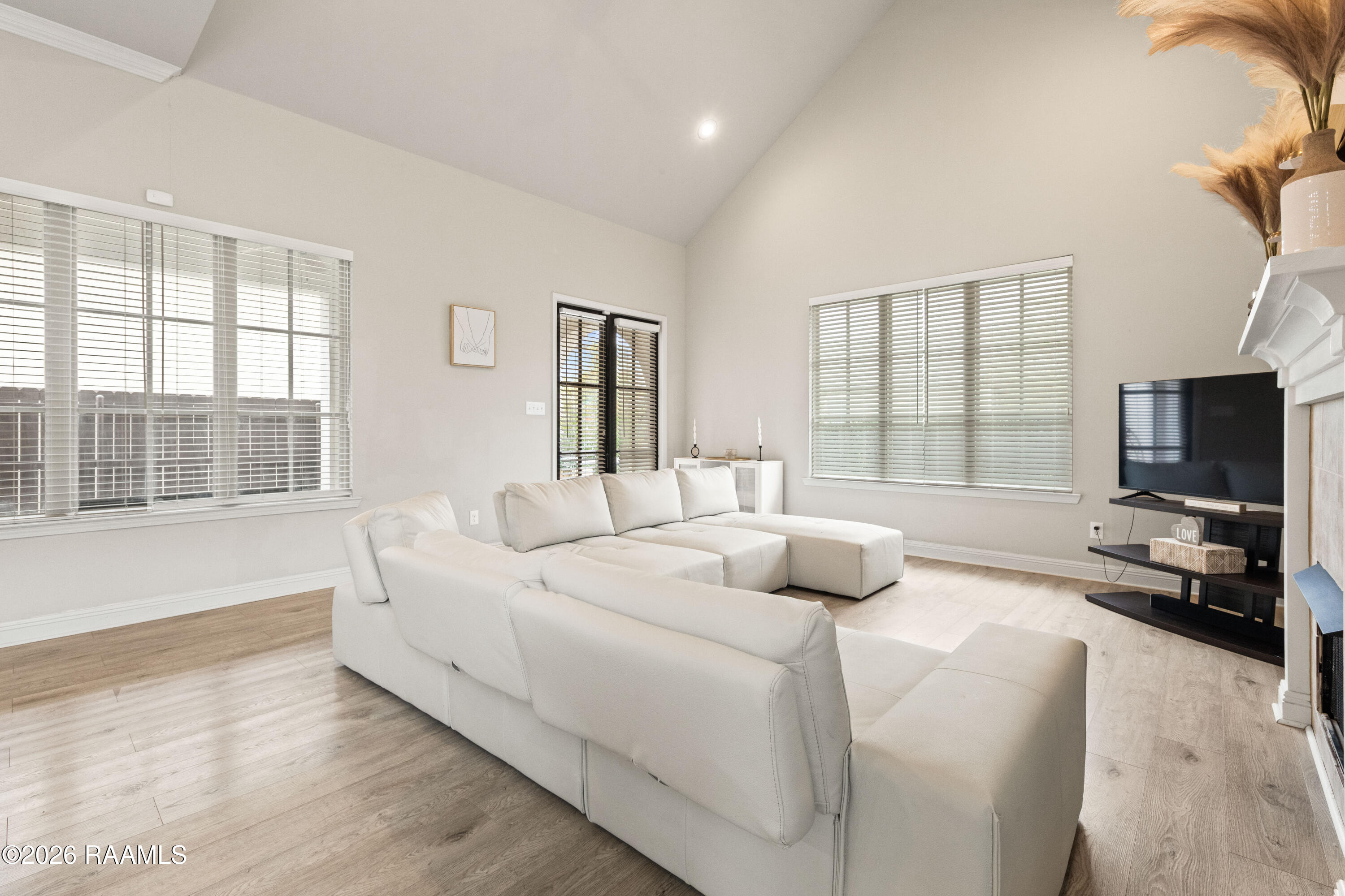 102 Rue Gambetta Lafayette, LA 70507 - Photo 3 of 32 102RueGambetta-20