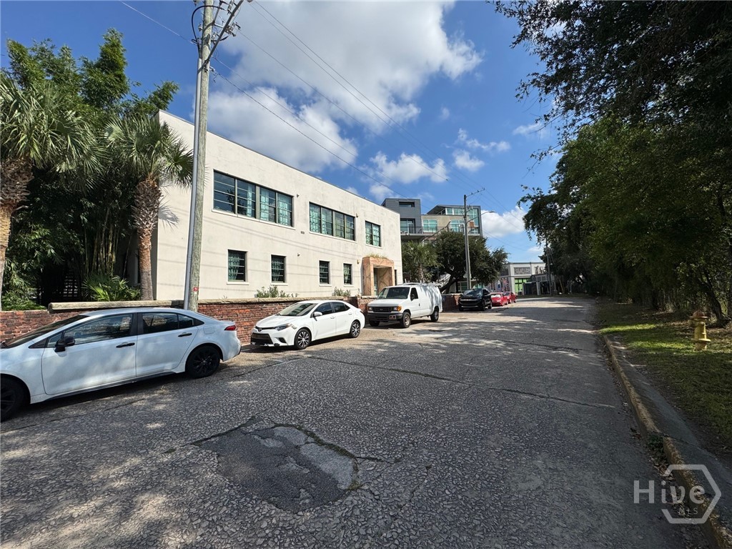 528 Selma Street, Unit B Savannah, GA 31401 - Photo 5 of 30
