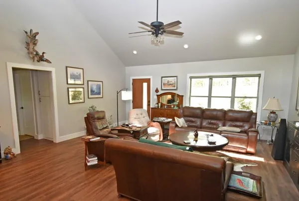 $565,000 | 120 County Road 1787, Yantis, TX 75497