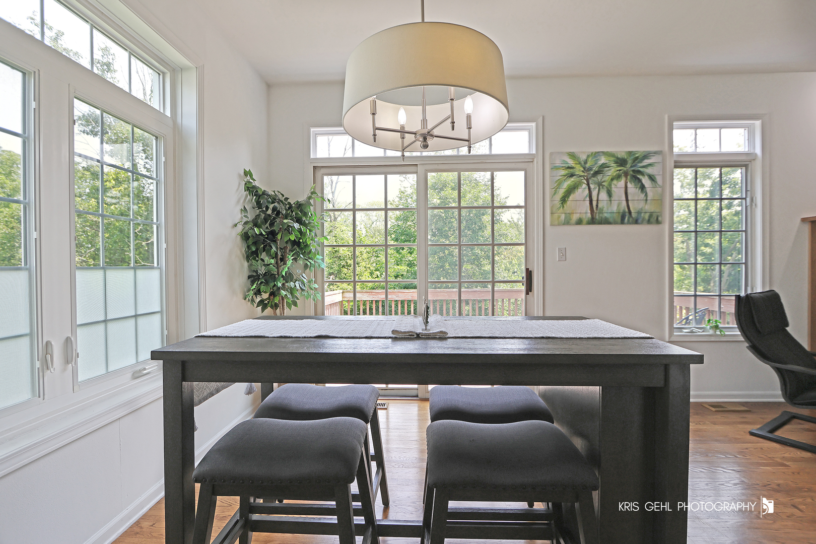 1277 Queen Ann Lane Gurnee, IL 60031 - Photo 10 of 25 a dining room with furniture and window