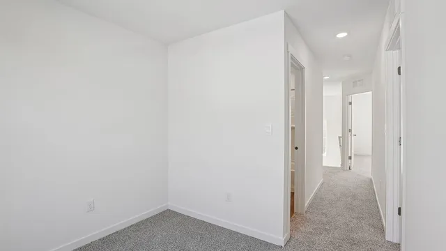 $299,990 | 1415 Oakfield Lane, Pingree Grove, IL 60140