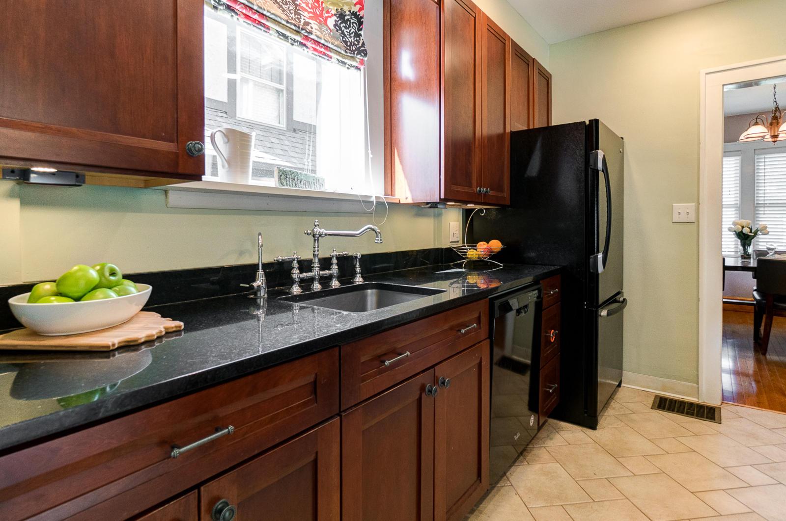71 Acton Road Columbus, OH 43214 - Photo 8 of 26 Gallery Image 8