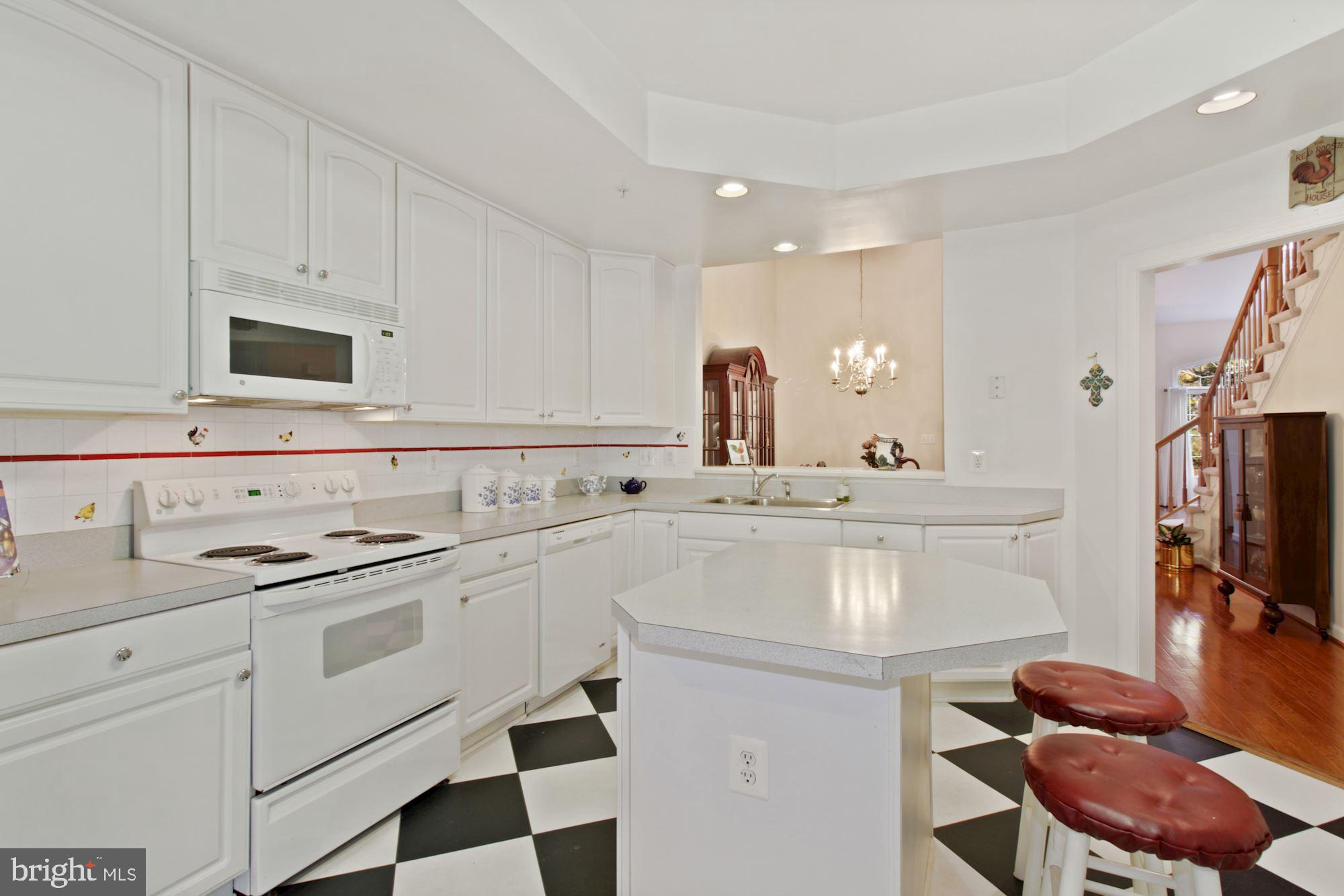 342 Colony Point Place Edgewater, MD 21037 - Photo 14 of 41 Kitchen
