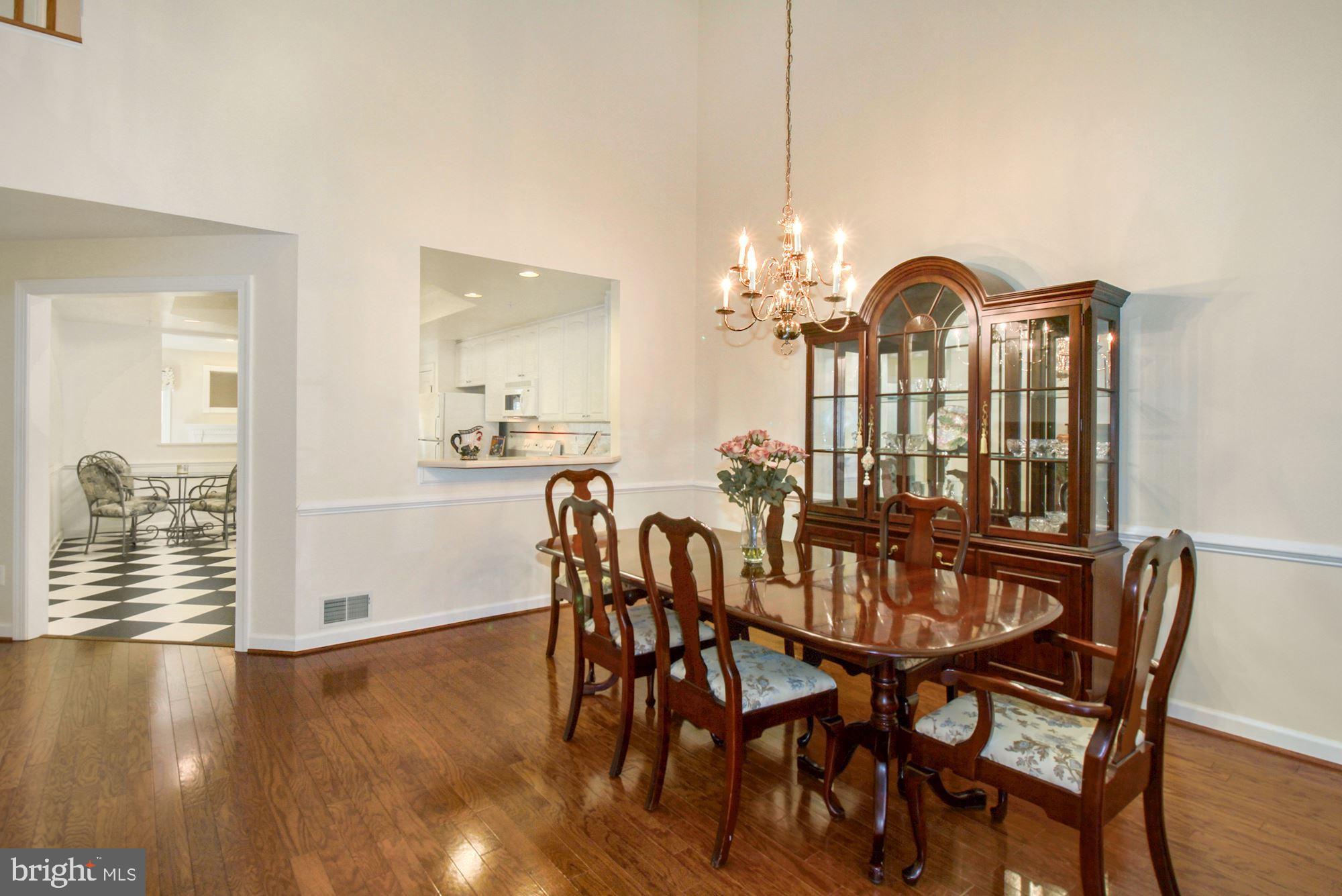 342 Colony Point Place Edgewater, MD 21037 - Photo 17 of 41 Formal Dining Room