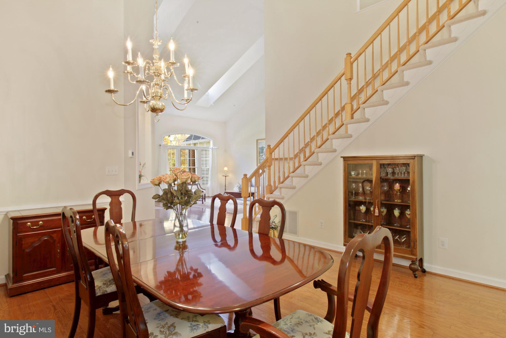 342 Colony Point Place Edgewater, MD 21037 - Photo 19 of 41 Formal Dining Room