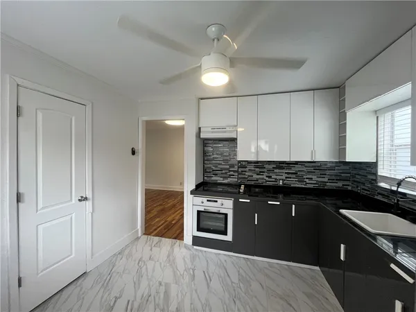 $1,200 | 3412 Denver Avenue, Unit D, Corpus Christi, TX 78411