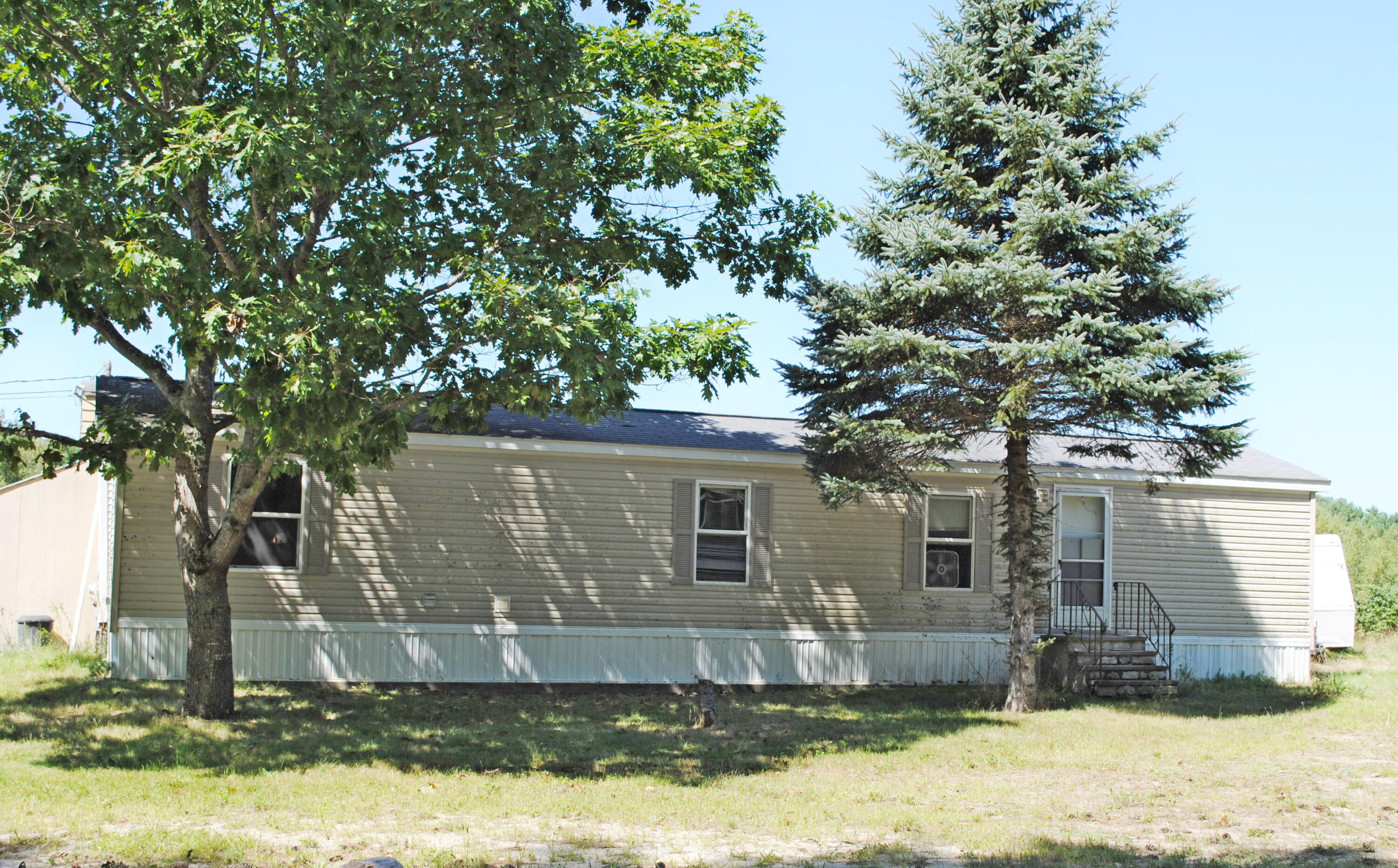 262 W Road Bowdoin, ME 04287 - Photo 3 of 14 DSC_0038