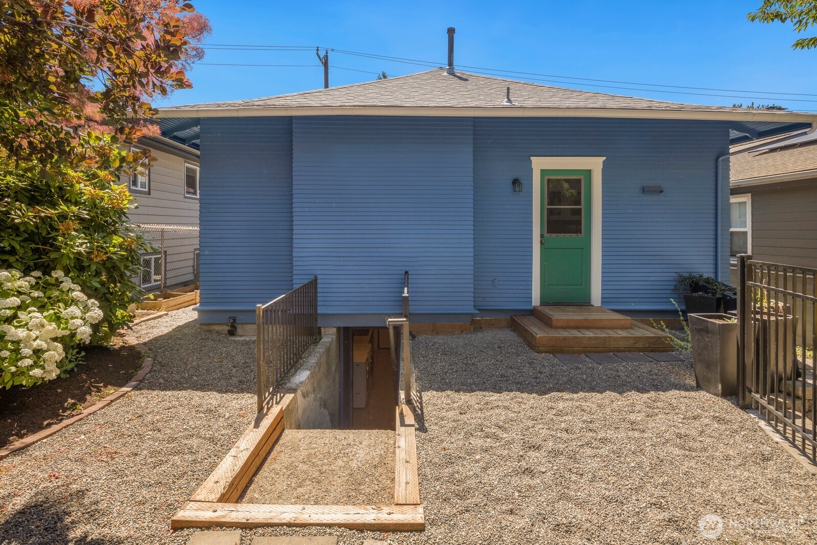 1624 North 50th Street, Unit B Seattle, WA 98103 - Photo 2 of 18 a front view of a house