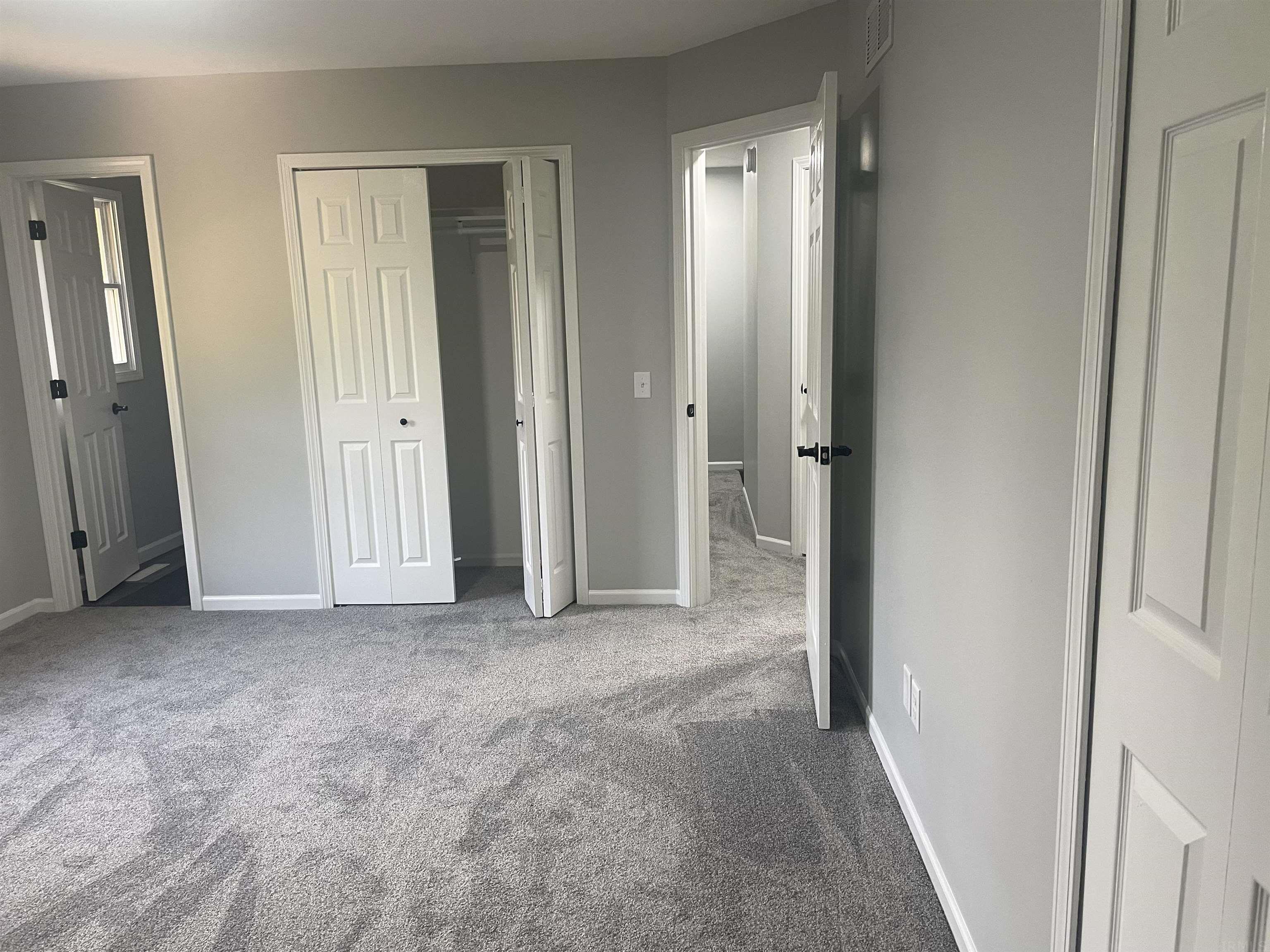 1017 Johnson Road South Bend, IN 46614 - Photo 16 of 27