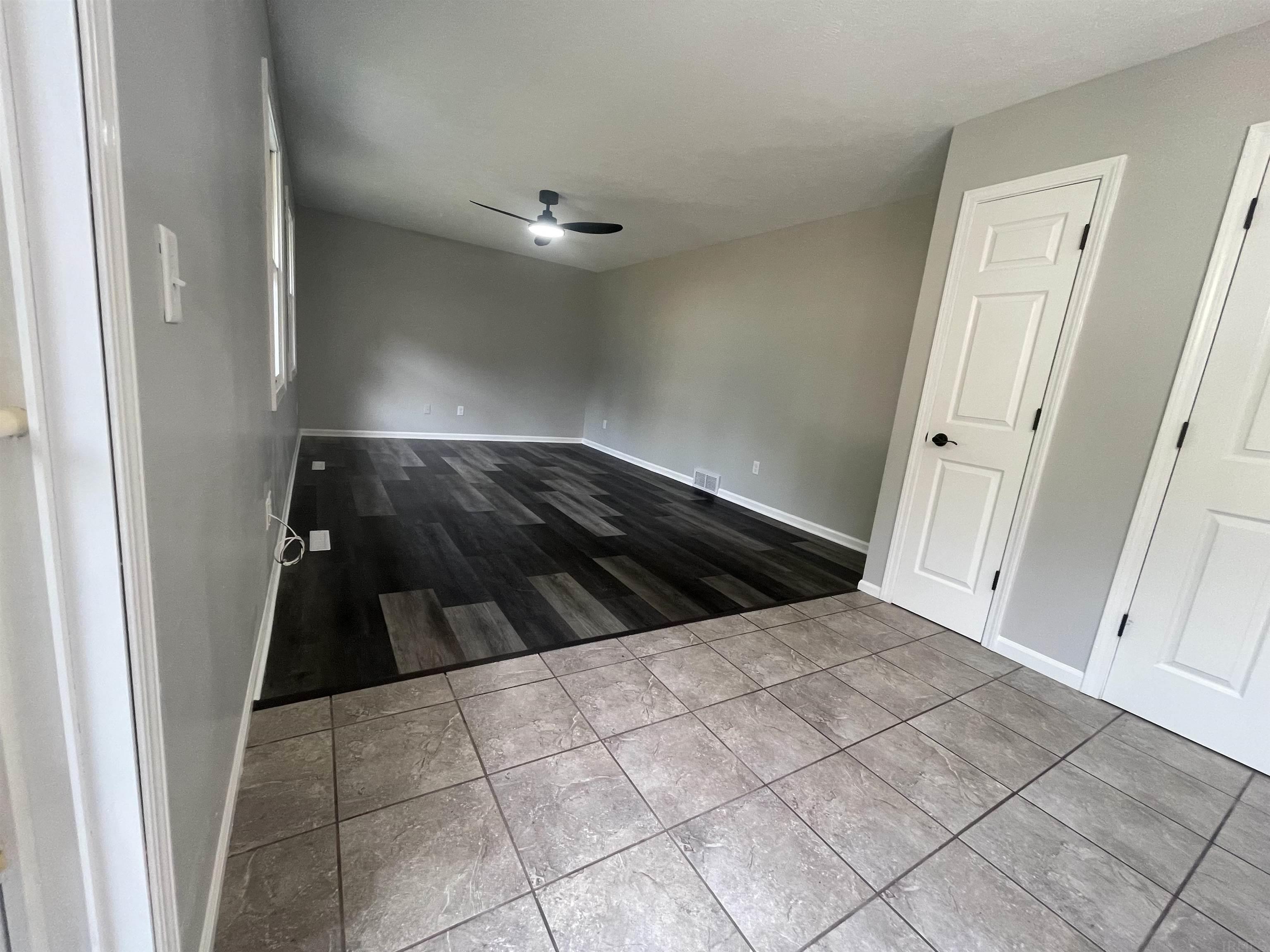 1017 Johnson Road South Bend, IN 46614 - Photo 9 of 27
