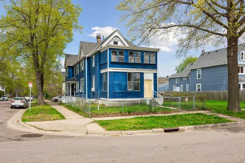 $549,999 | 677 Sherburne Avenue, St. Paul, MN 55104