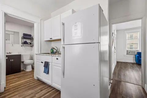 $549,999 | 677 Sherburne Avenue, St. Paul, MN 55104