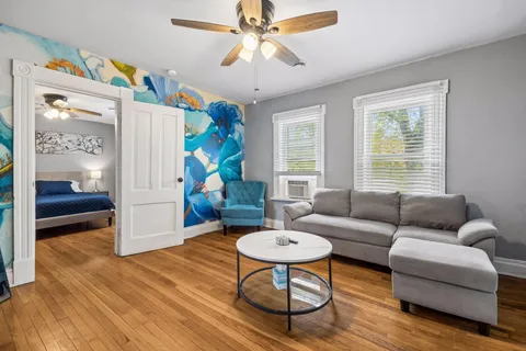 $549,999 | 677 Sherburne Avenue, St. Paul, MN 55104