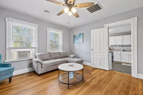 $549,999 | 677 Sherburne Avenue, St. Paul, MN 55104
