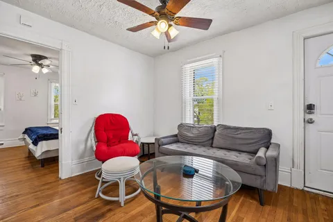 $549,999 | 677 Sherburne Avenue, St. Paul, MN 55104