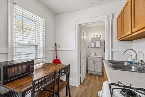 $549,999 | 677 Sherburne Avenue, St. Paul, MN 55104