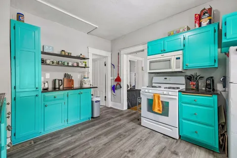 $549,999 | 677 Sherburne Avenue, St. Paul, MN 55104