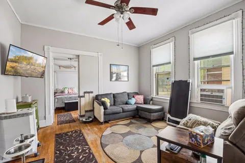 $549,999 | 677 Sherburne Avenue, St. Paul, MN 55104